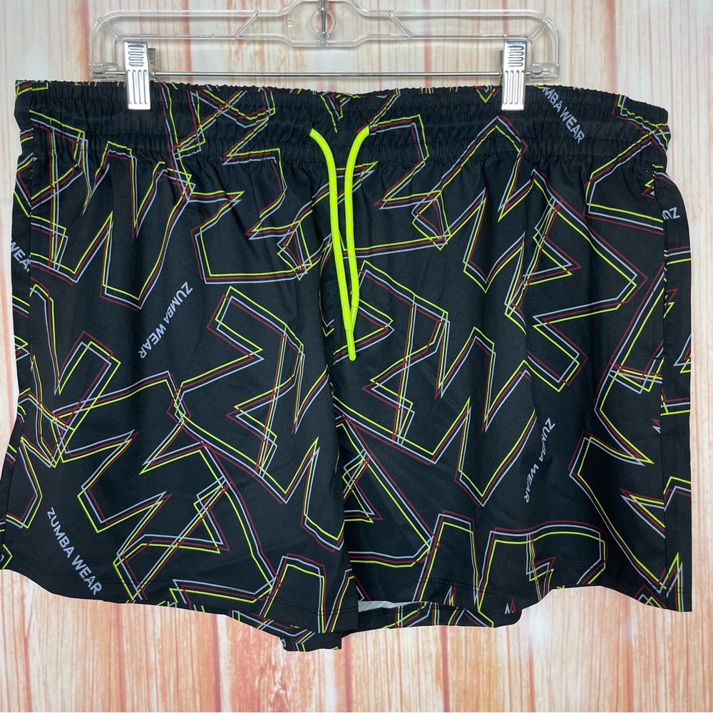 Zumba Wear Shorts NWT Bold Black (L)